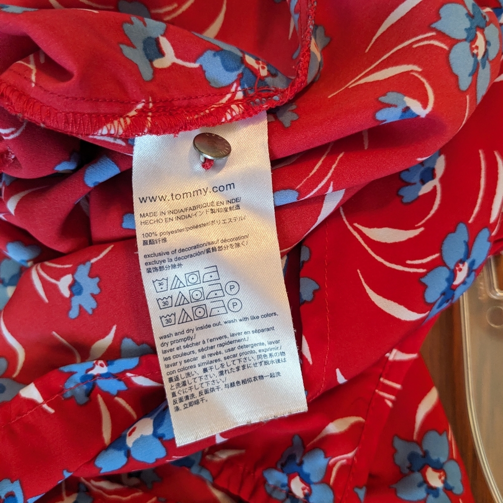 Tommy Hilfiger Floral Cold Shoulder Shirt Size M - Picture 5 of 5